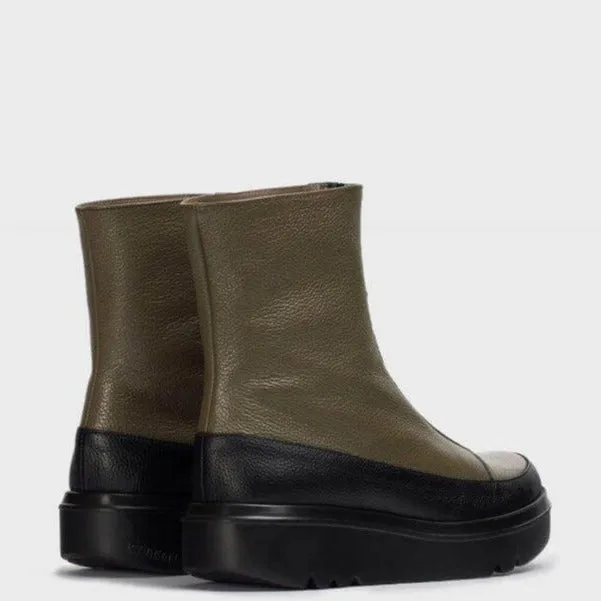 Wonders Olive Leather Front Zip Sneaker Boots